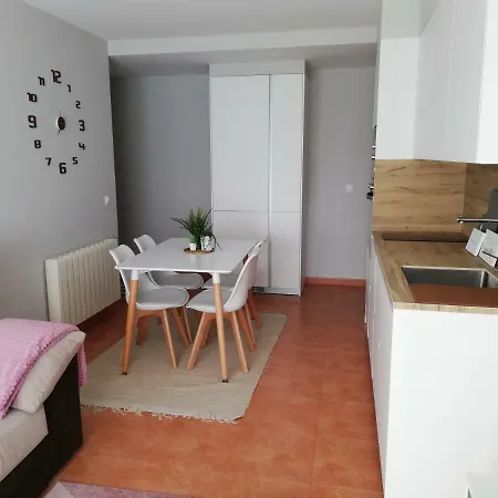 Appartement Avenida Da Ponte Apartamento *